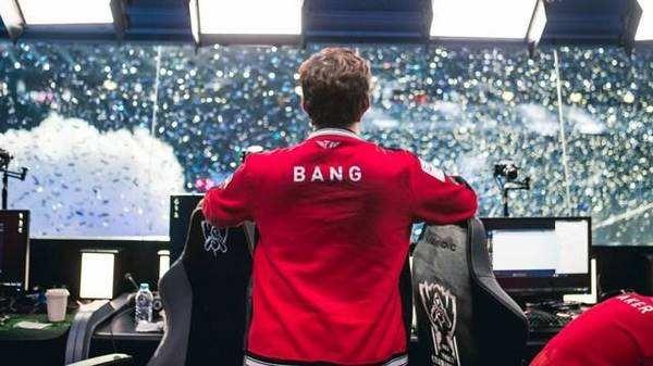 德玛西亚杯淘汰赛第一天前五名： Shanks 奥术风暴降临峡谷