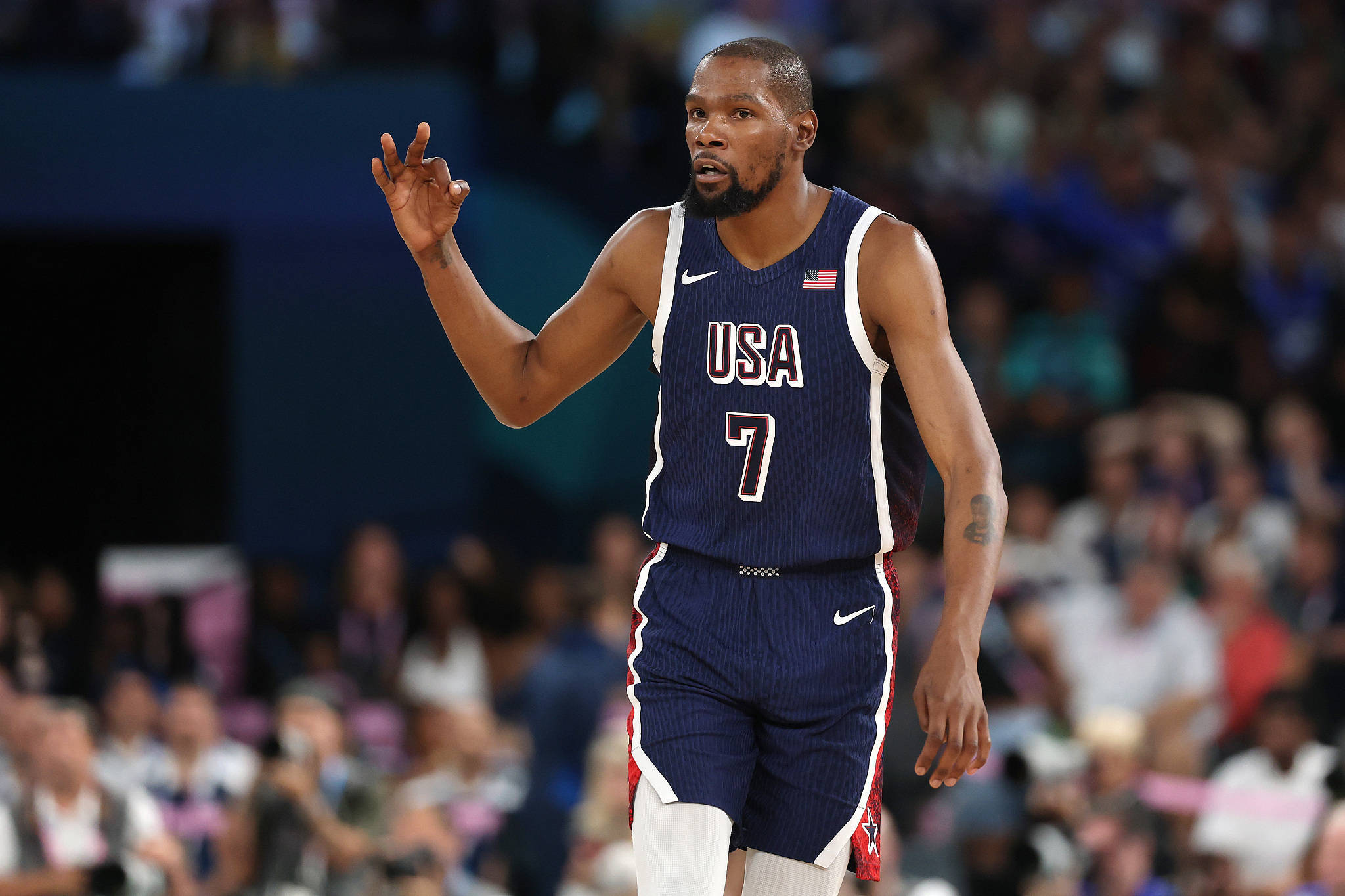 [NBA]詹姆斯41岁突破30+ 湖人击败灰熊