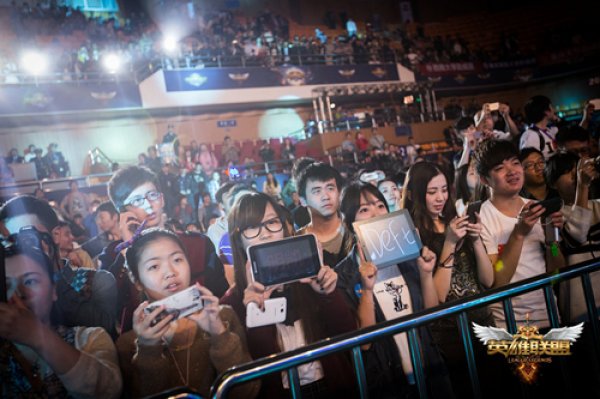 比赛 T1 对阵 Hanwha Life Esports 成为2025年最受欢迎的电子竞技比赛