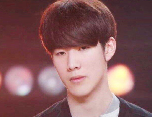 Weibo Gaming 官方： Jungler Youdang 正式离队，向传奇峡谷矛王致敬